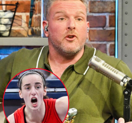 Caitlin Clark Had The Coolest Reaction To Being Called A “White B****” By Pat McAfee