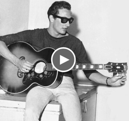 Buddy Holly – Ready Teddy