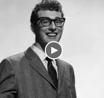 Buddy Holly | Weezer Facts