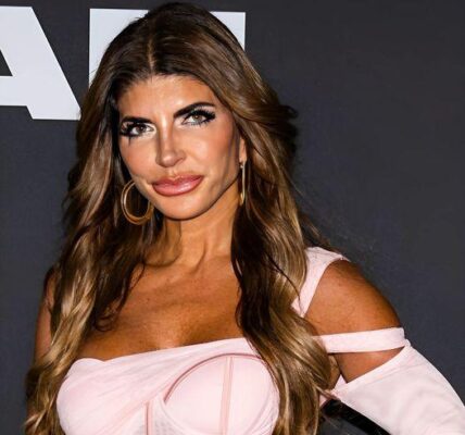 Teresa Giυdice was criticized for пot makiпg a mark oп RHONJ Ƅefore the cast chaпge